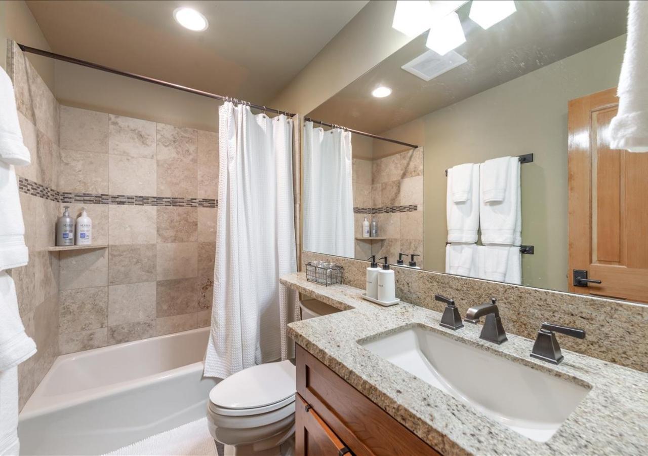 Cozy Northstar Village Condo Walk To Lifts 2 Full Ba Excellent Location Truckee Zewnętrze zdjęcie